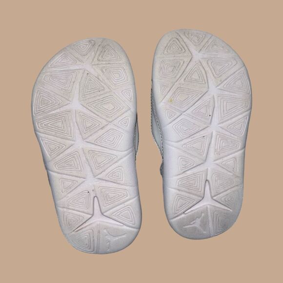 Infant Jordan Hydro 7 TD 'Black Metallic Gold' Slides Size  9 C - Picture 4 of 6